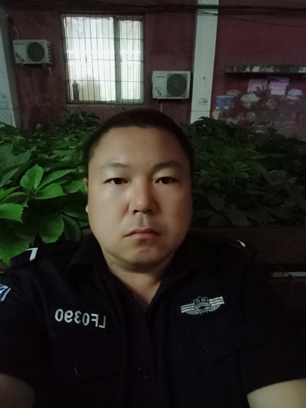 冯宇的第一张照片--信阳相亲服务中心