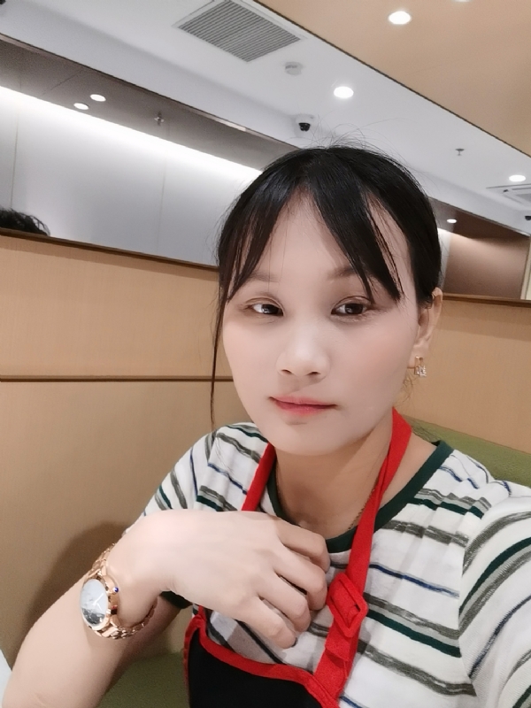 木子李的第一张照片--信阳相亲服务中心