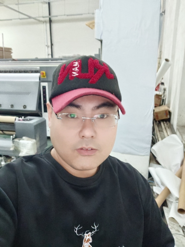 胖子的第一张照片--信阳相亲服务中心