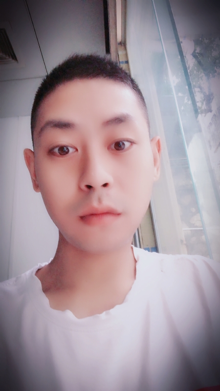 豆子的第一张照片--信阳相亲服务中心
