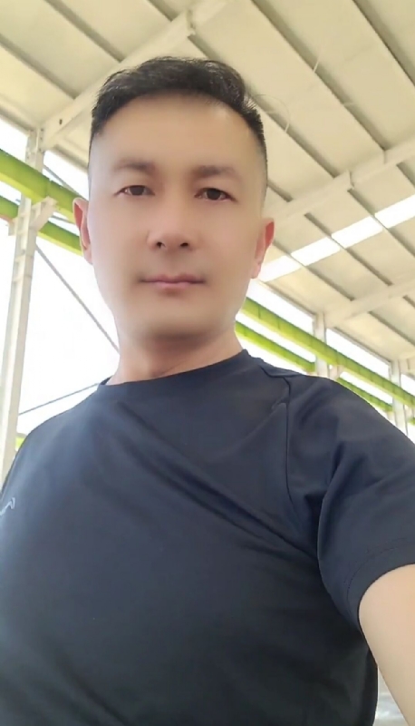 ZHANGHAO的第一张照片--信阳相亲服务中心