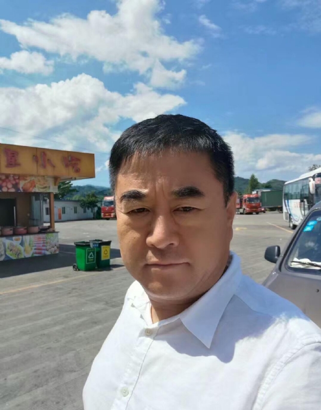 从此不再孤独的第一张照片--信阳相亲服务中心