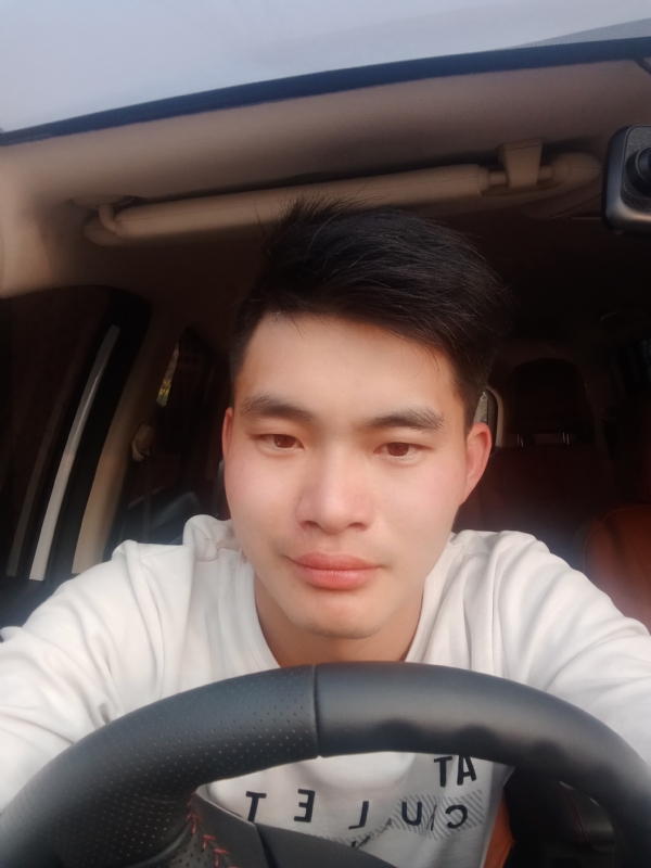 平凡人生的第一张照片--信阳相亲服务中心