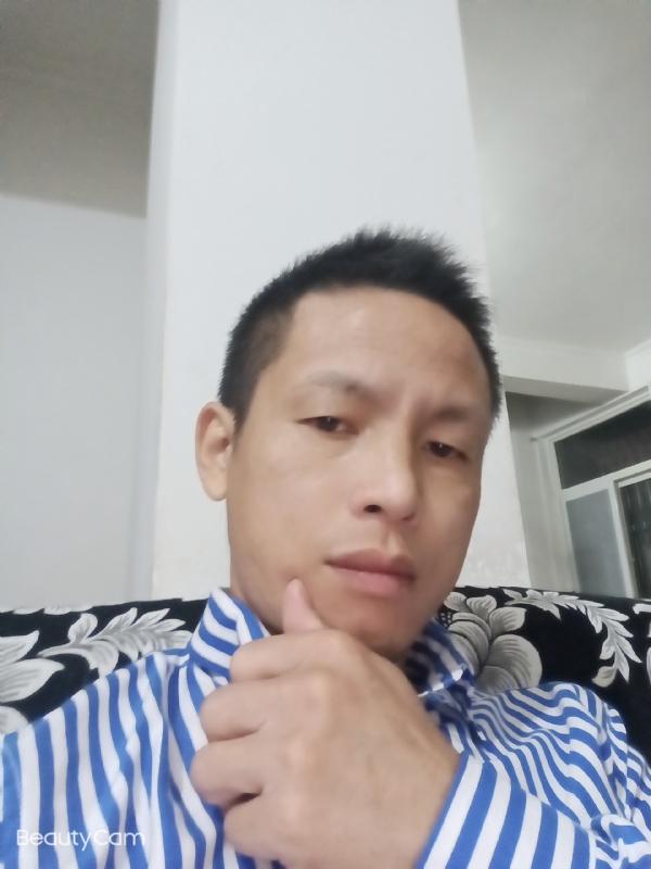 风雨40的第一张照片--信阳相亲服务中心