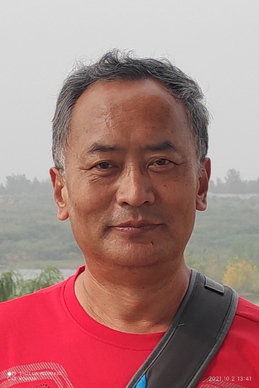 与你同行的第一张照片--信阳相亲服务中心