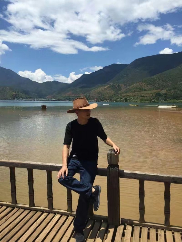 剑胆琴音的第一张照片--信阳相亲服务中心