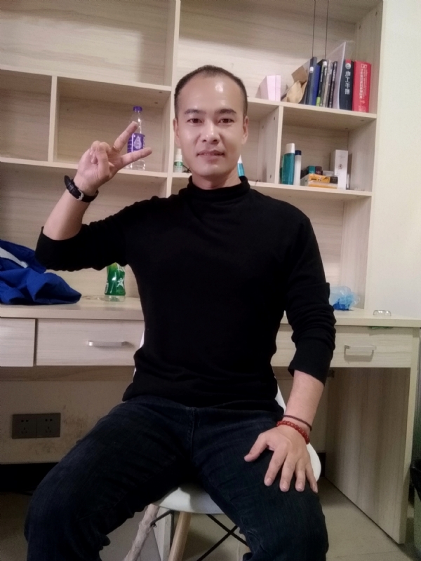 熊大与熊二的第一张照片--信阳相亲服务中心