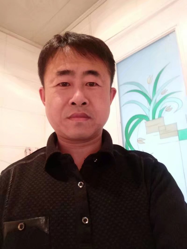 坦率的第一张照片--信阳相亲服务中心