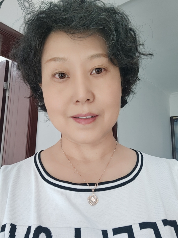甜果的第一张照片--信阳相亲服务中心