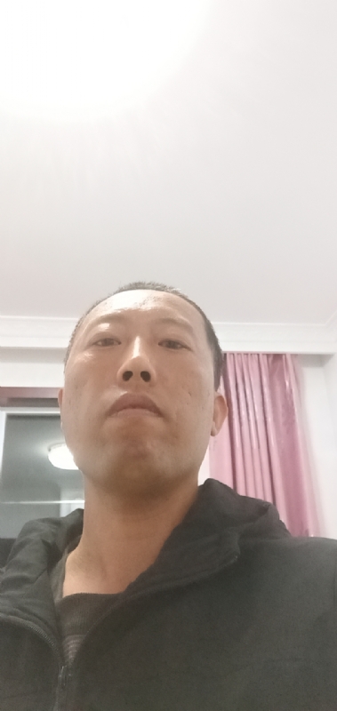 月上云端的第一张照片--信阳相亲服务中心
