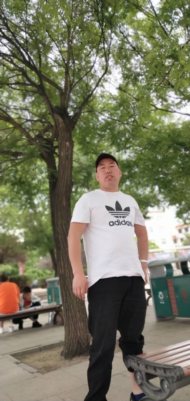 啊包g的第一张照片--信阳相亲服务中心
