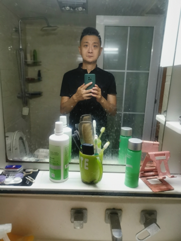 龙少的第一张照片--信阳相亲服务中心