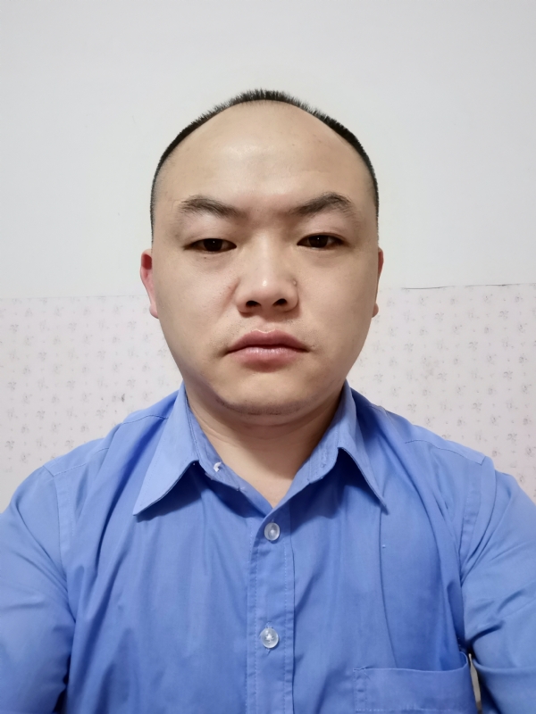 与子携老的第一张照片--信阳相亲服务中心