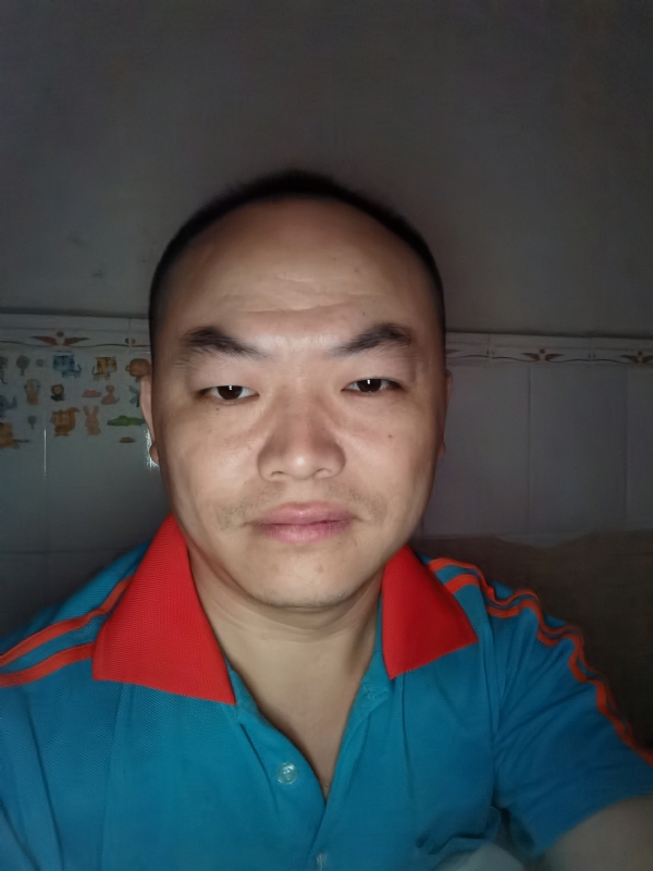 与子携老的第二张照片--信阳相亲服务中心