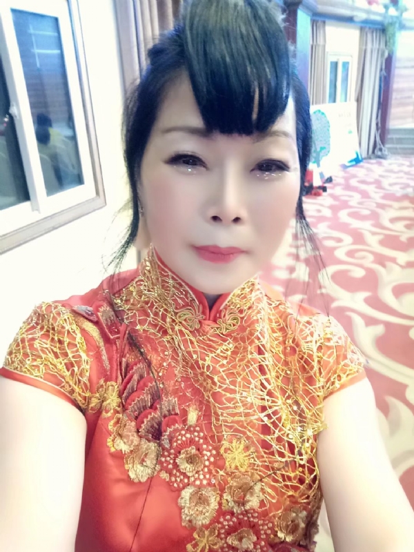 冰雪的第一张照片--信阳相亲服务中心