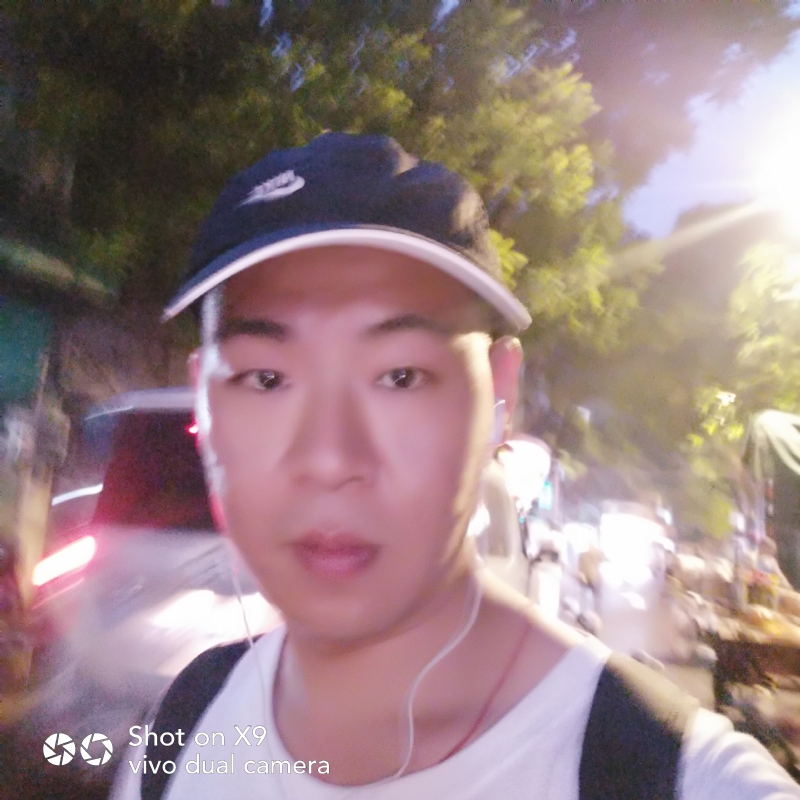 心跳男孩的第一张照片--信阳相亲服务中心