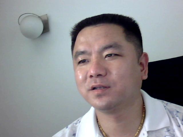 孤寂狼王的第一张照片--信阳相亲服务中心