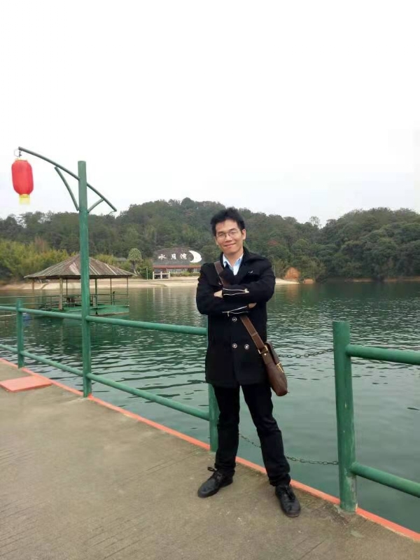 缘分不期而遇的第一张照片--信阳相亲服务中心