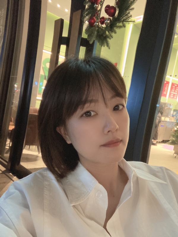笑笑girl的第一张照片--信阳相亲服务中心
