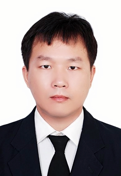 草帽借箭的第一张照片--信阳相亲服务中心