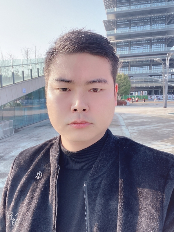 南心遥的第一张照片--信阳相亲服务中心