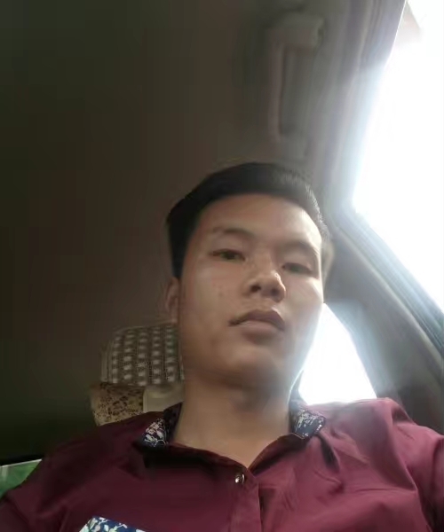 单亲爸爸的第一张照片--信阳相亲服务中心