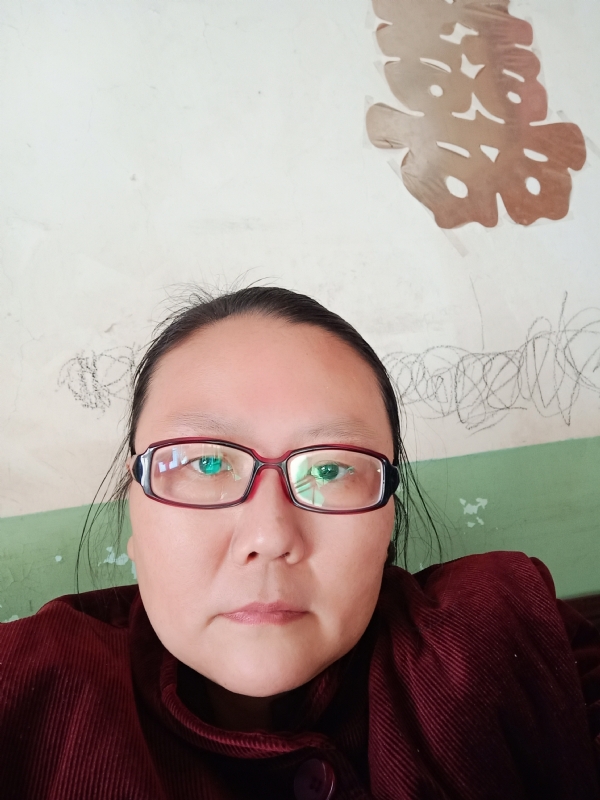 苦乐的第三张照片--信阳相亲服务中心