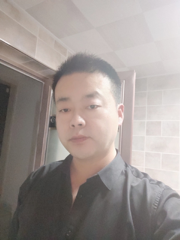 yangyongpingaoi的第二张照片--信阳相亲服务中心