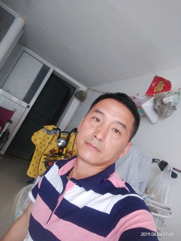 啊豹的第一张照片--信阳相亲服务中心