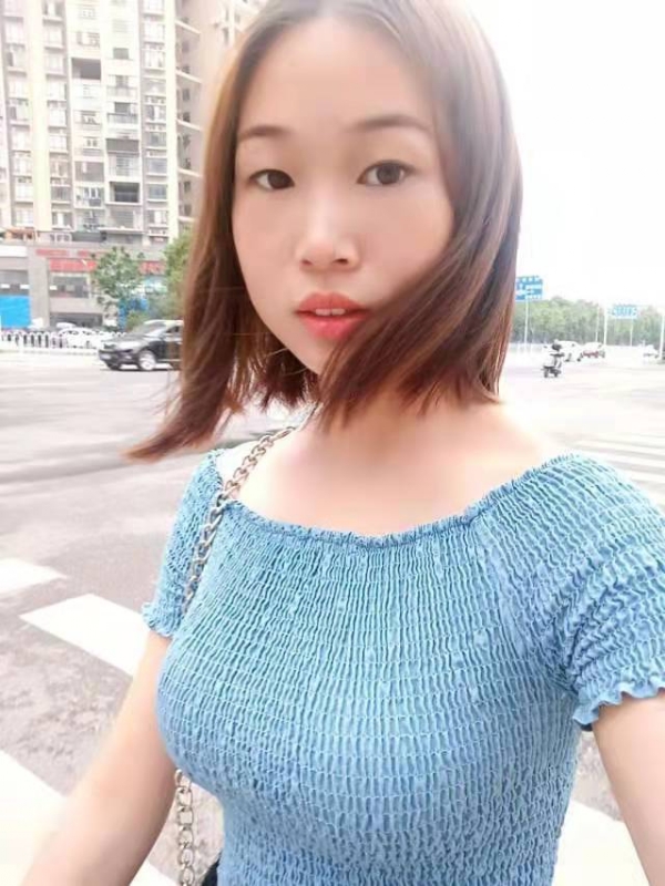 秋水伊人的第四张照片--信阳相亲服务中心