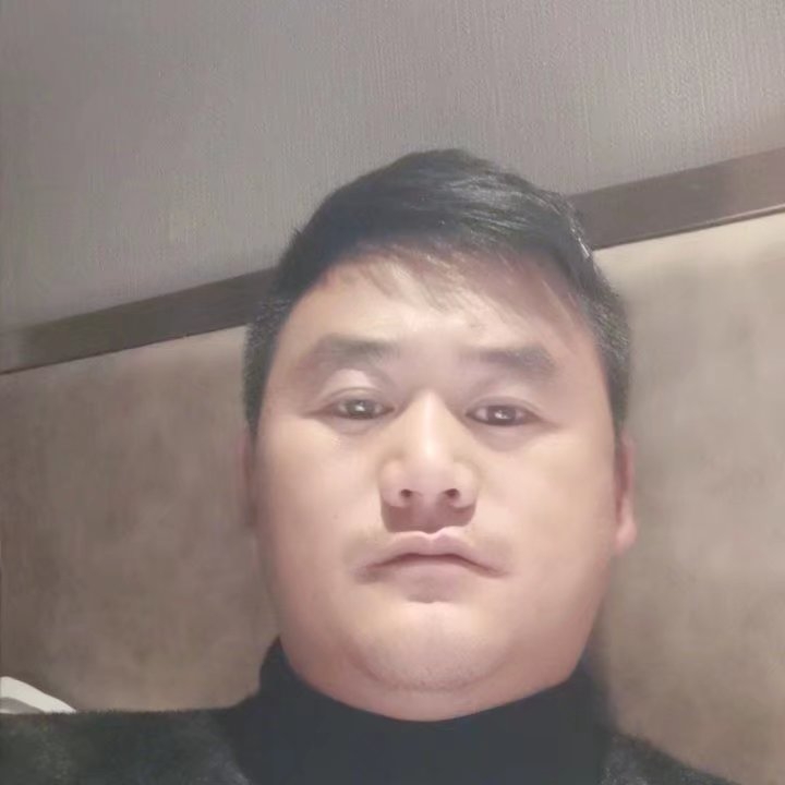 奔跑的第一张照片--信阳相亲服务中心