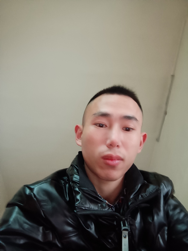 阿浩的第一张照片--信阳相亲服务中心