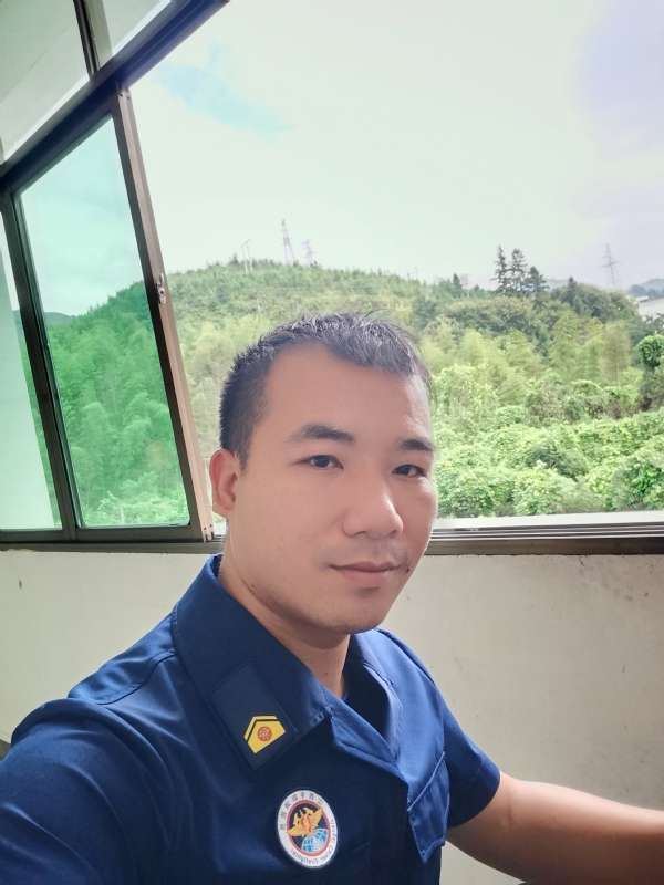 期待未来的第一张照片--信阳相亲服务中心