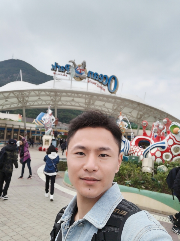 伸手摘星星的第一张照片--信阳相亲服务中心