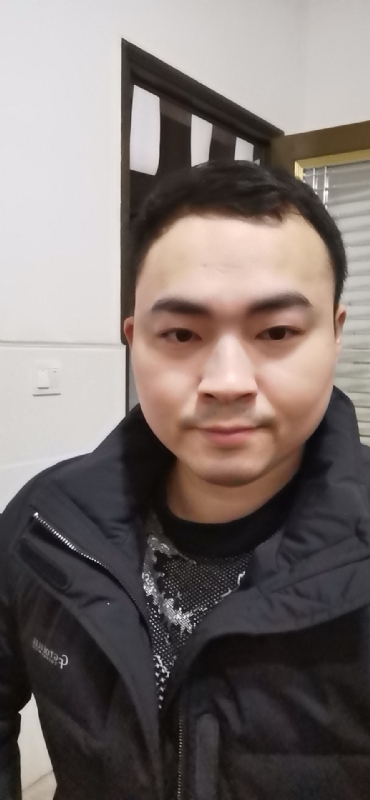 老实人的第一张照片--信阳相亲服务中心