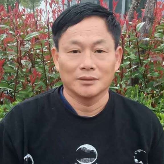 老黄牛的第一张照片--信阳相亲服务中心