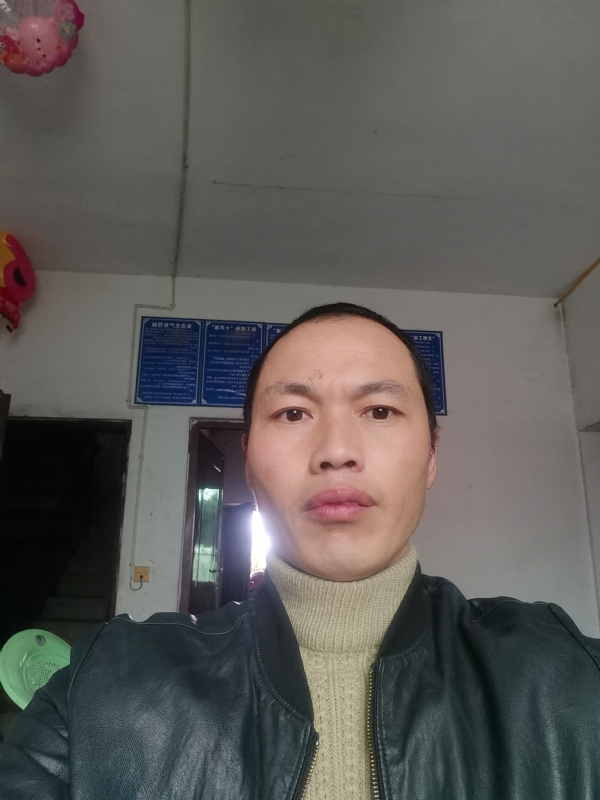 陈前的第一张照片--信阳相亲服务中心