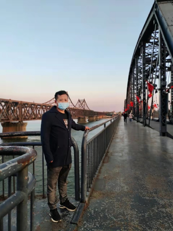 王先生的第一张照片--信阳相亲服务中心
