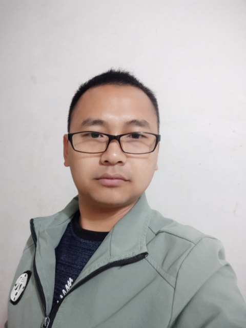 随缘的第一张照片--信阳相亲服务中心