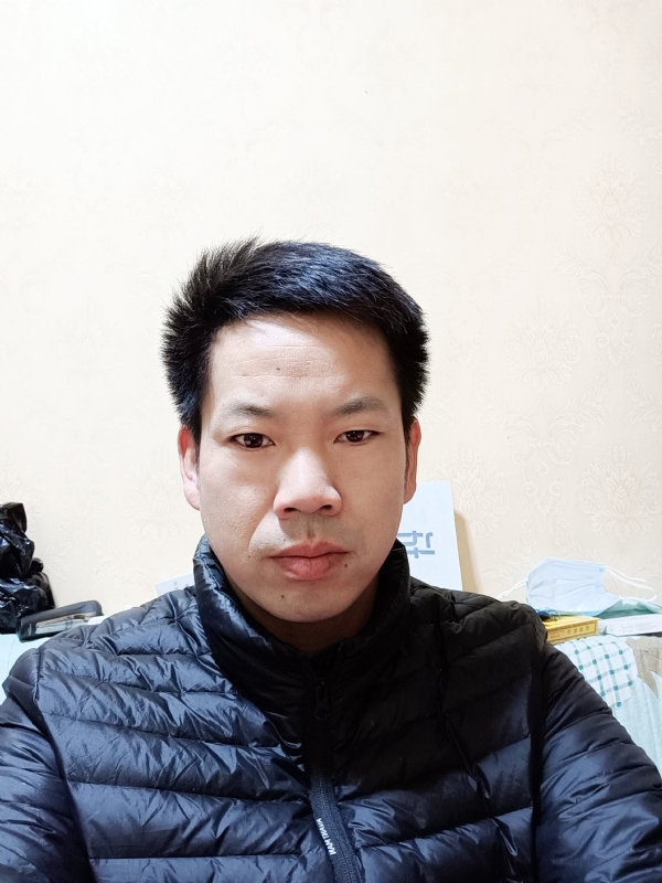 执子之手的第一张照片--信阳相亲服务中心
