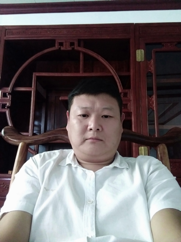 狼图腾的第一张照片--信阳相亲服务中心