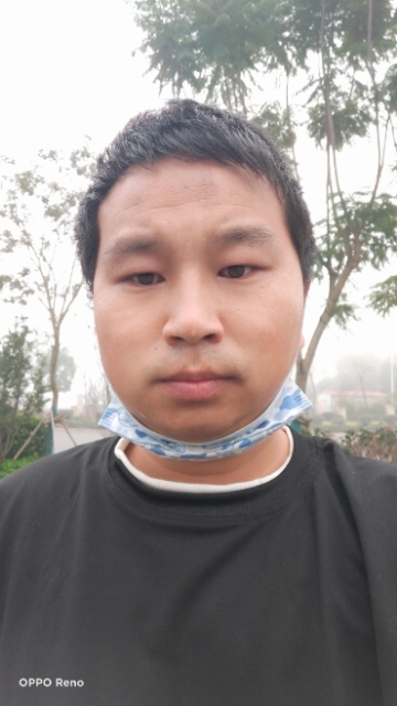 陌路者的第一张照片--信阳相亲服务中心