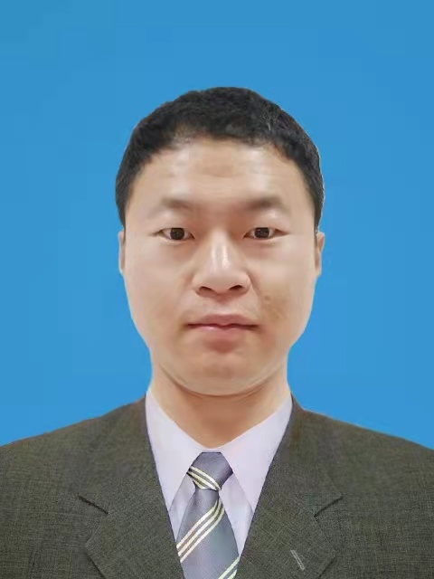 雨哥的第一张照片--信阳相亲服务中心