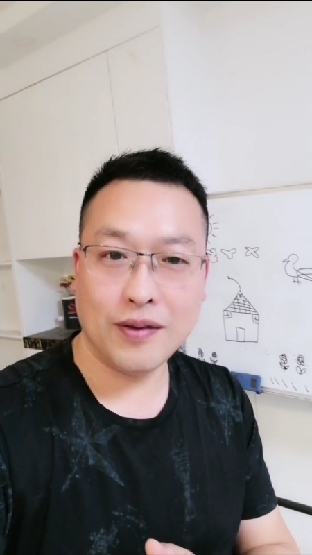 微風玄燁的第一张照片--信阳相亲服务中心