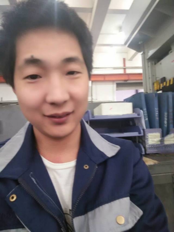 爱是你我的第一张照片--信阳相亲服务中心
