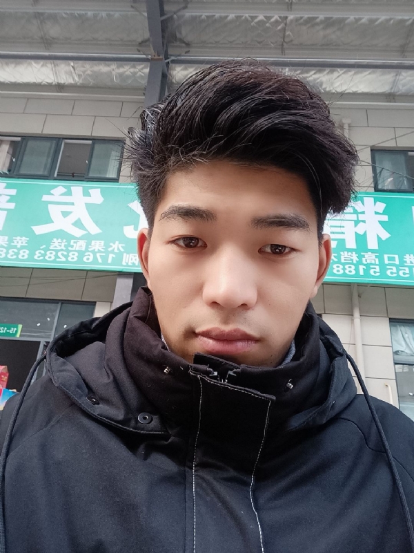 AA的第一张照片--信阳相亲服务中心