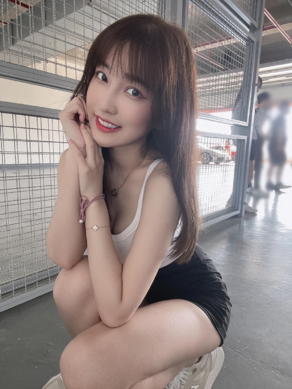 欣妍的第一张照片--信阳相亲服务中心