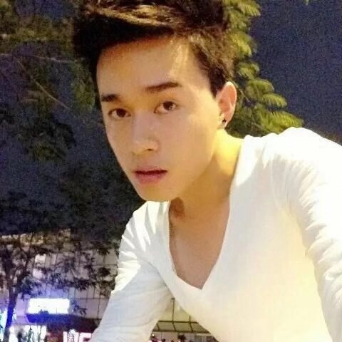 爱与不爱的第一张照片--信阳相亲服务中心