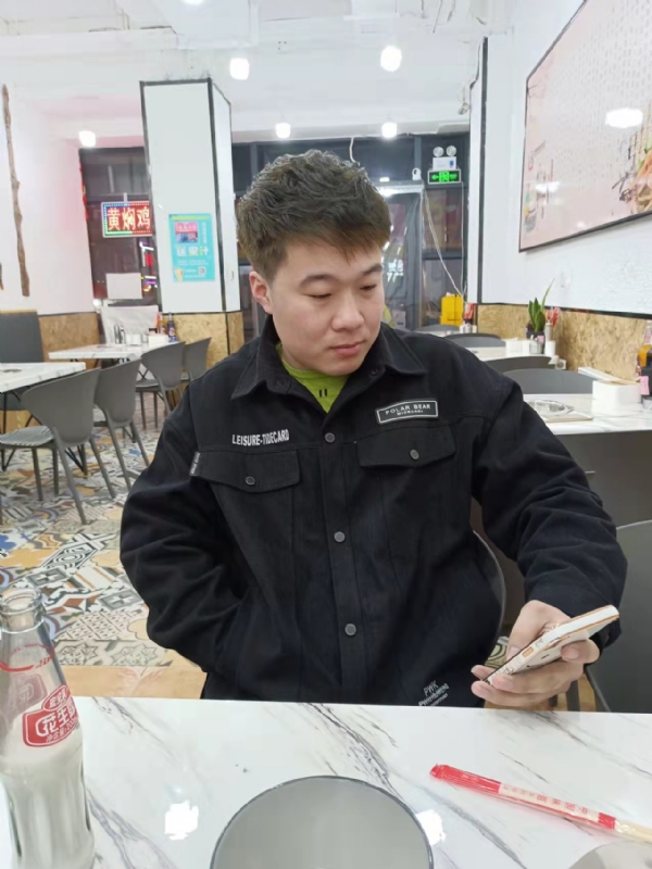 HF的第一张照片--信阳相亲服务中心