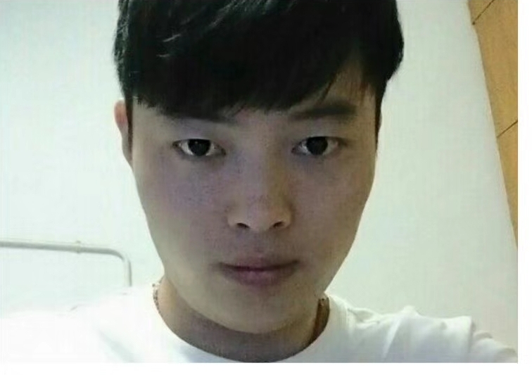小张哥哥的第一张照片--信阳相亲服务中心